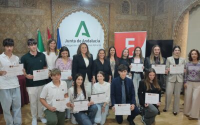 El Colegio de Economistas de Almería reconoce el talento joven en economía y finanzas