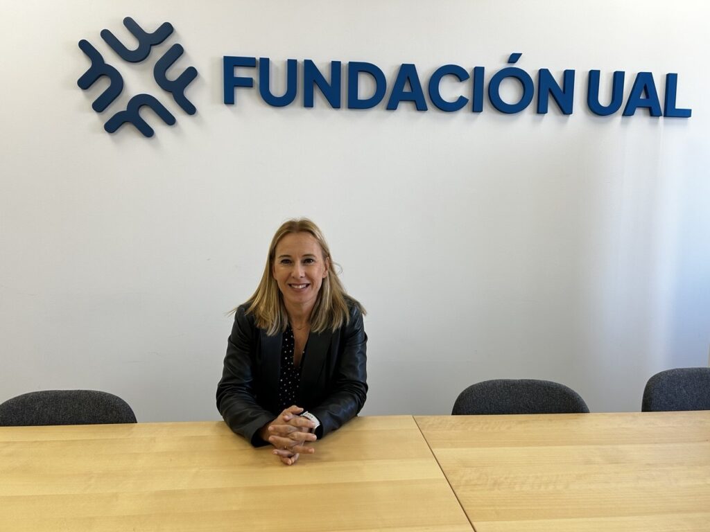 Ana Gea en reunión institucional en Fundación UAL